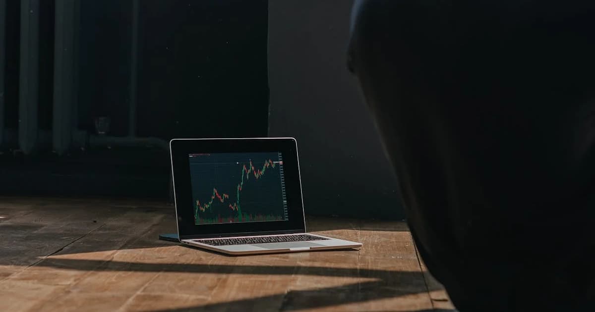 Crypto Experts Share Strategies for Navigating Market Volatility