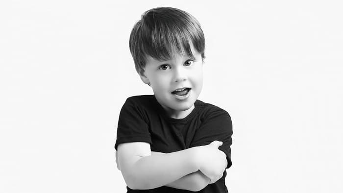 South Shore Artist Launches 'Simply Me' Exhibition to Boost Child Confidence Through Photography