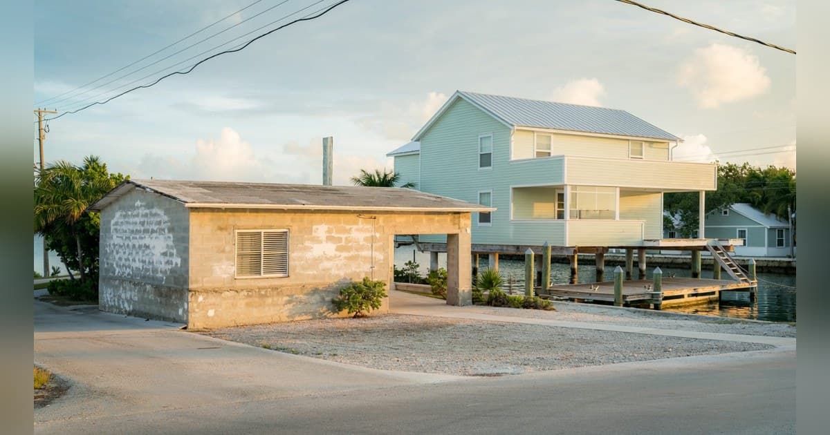 Florida Keys Permit Freeze Turns Buyers Toward Teardowns, Lifting Neighborhood Price Averages