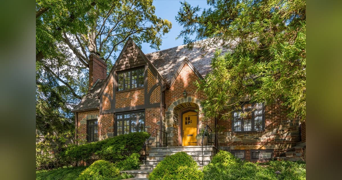 Dual Careers and Commutes Reshape Washington, D.C. Housing Choices