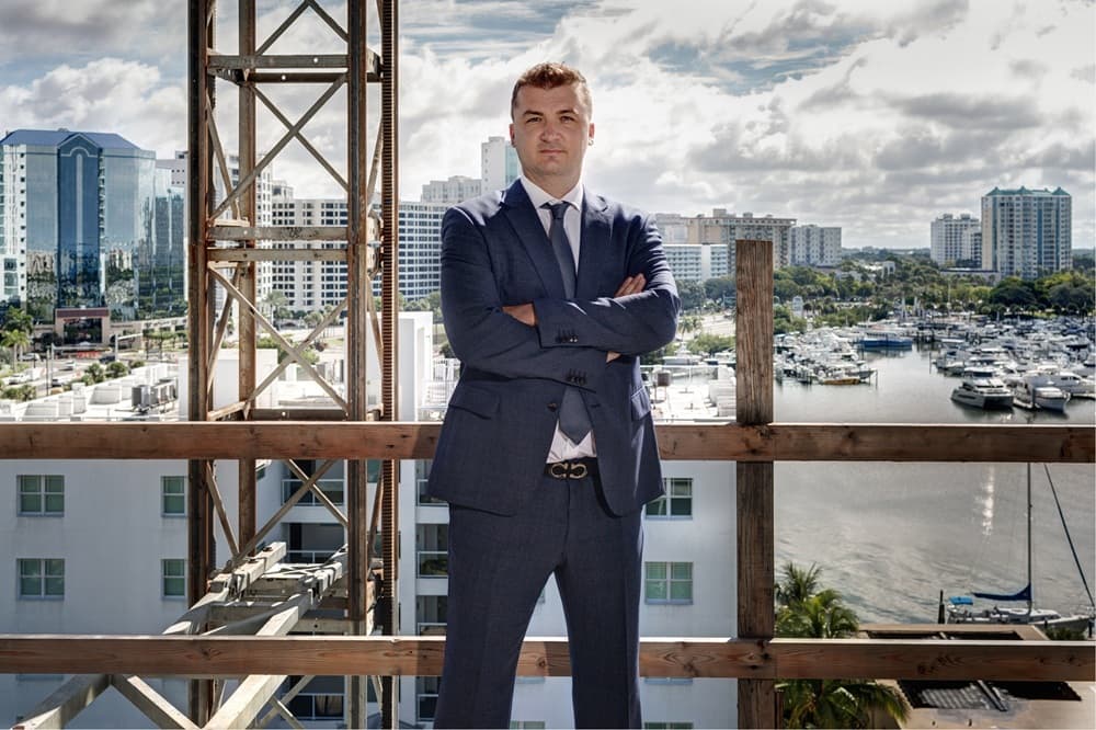 Sarasota's Luxury Real Estate Defies Florida's Cooling Market with $3M+ Surge