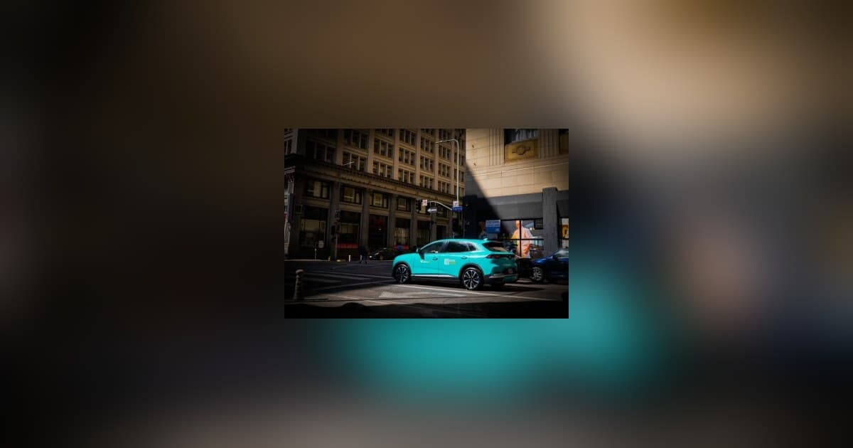 Green SM Brings All-Electric Taxi Service to Los Angeles, Targeting Commuter Comfort and Cleaner Air