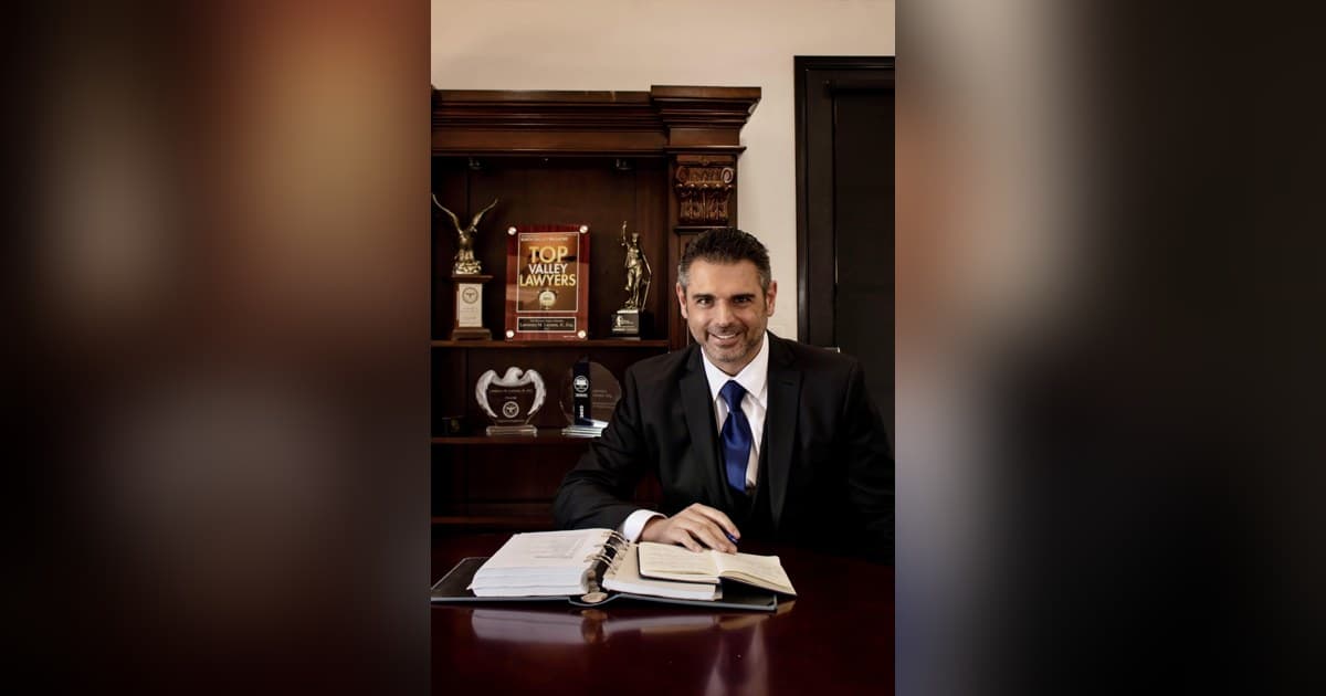 Scottsdale Attorney Larry Lazzara Rescues Seven from Rip Currents, Demonstrating Crisis Advocacy