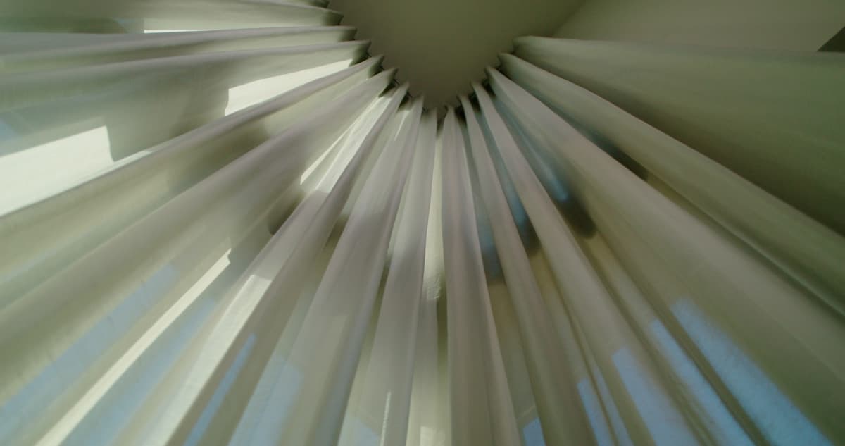 Early Window Treatment Planning Essential for Custom Home Construction Success