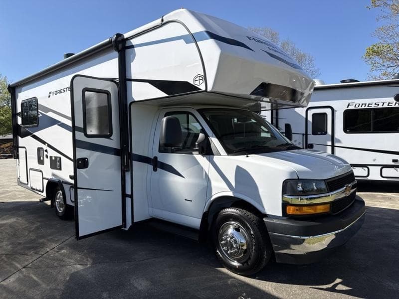 Open Roads Complete RV Expands Inventory with Updated Motorhomes and Campers Across Georgia