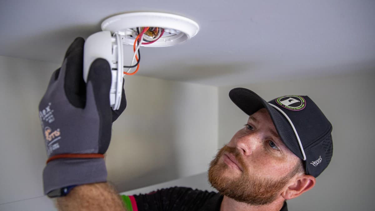 Tulsa Electrician with 4,000+ Five-Star Reviews Launches Standby Generator Service Ahead of Storm Season