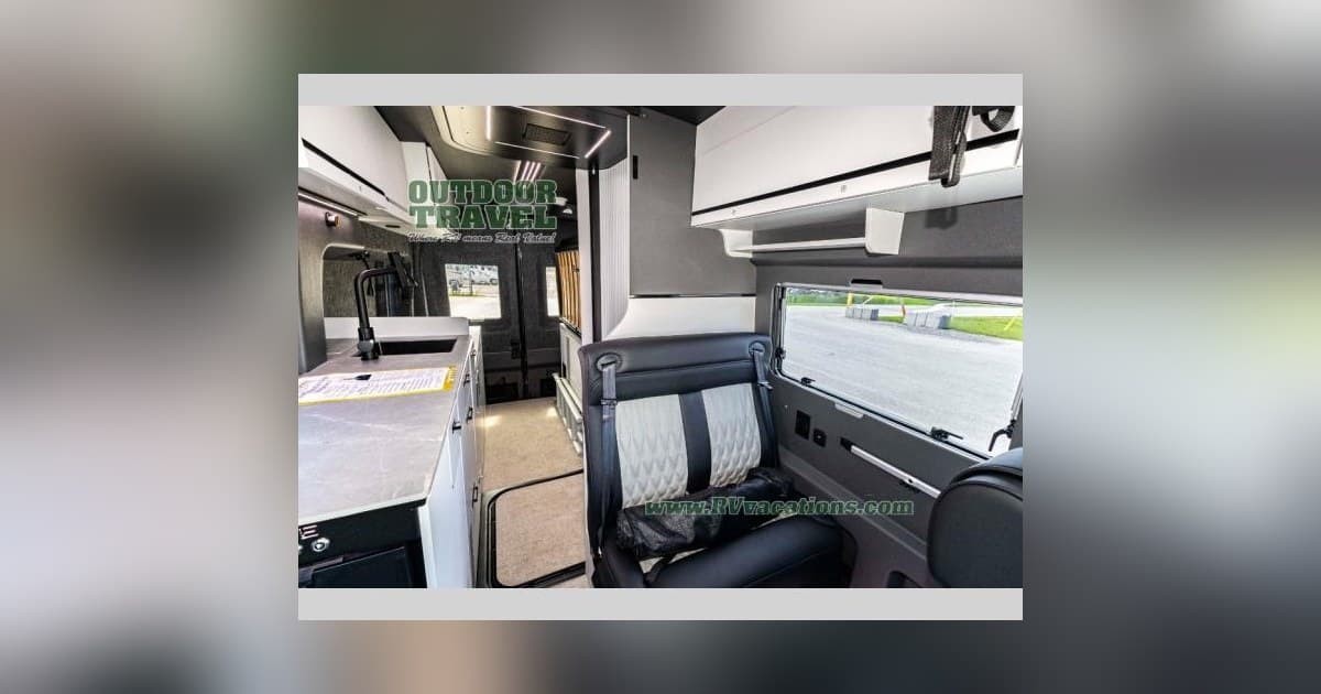 Outdoor Travel's Rental Program Lets Ontario Travelers Test RVs Before Buying