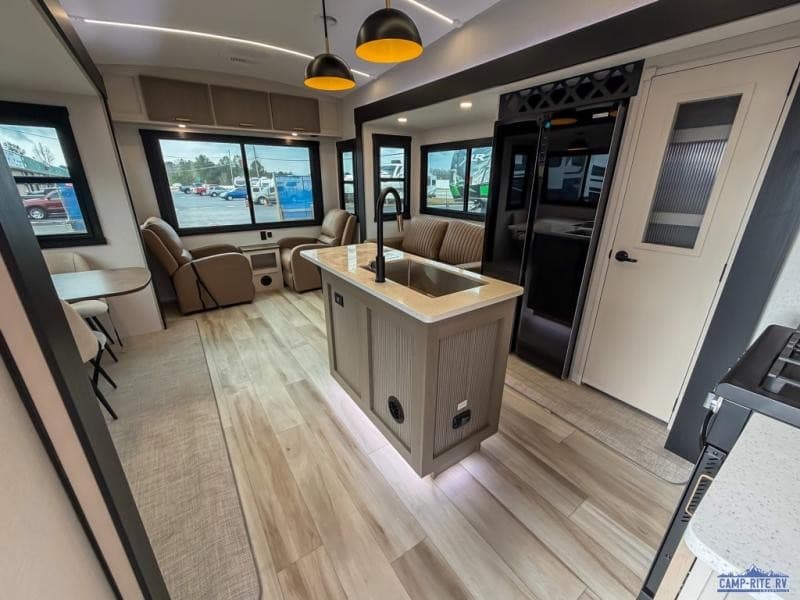 Camp-Rite RV Expands Used RV Selection and Customer Support in Loganville
