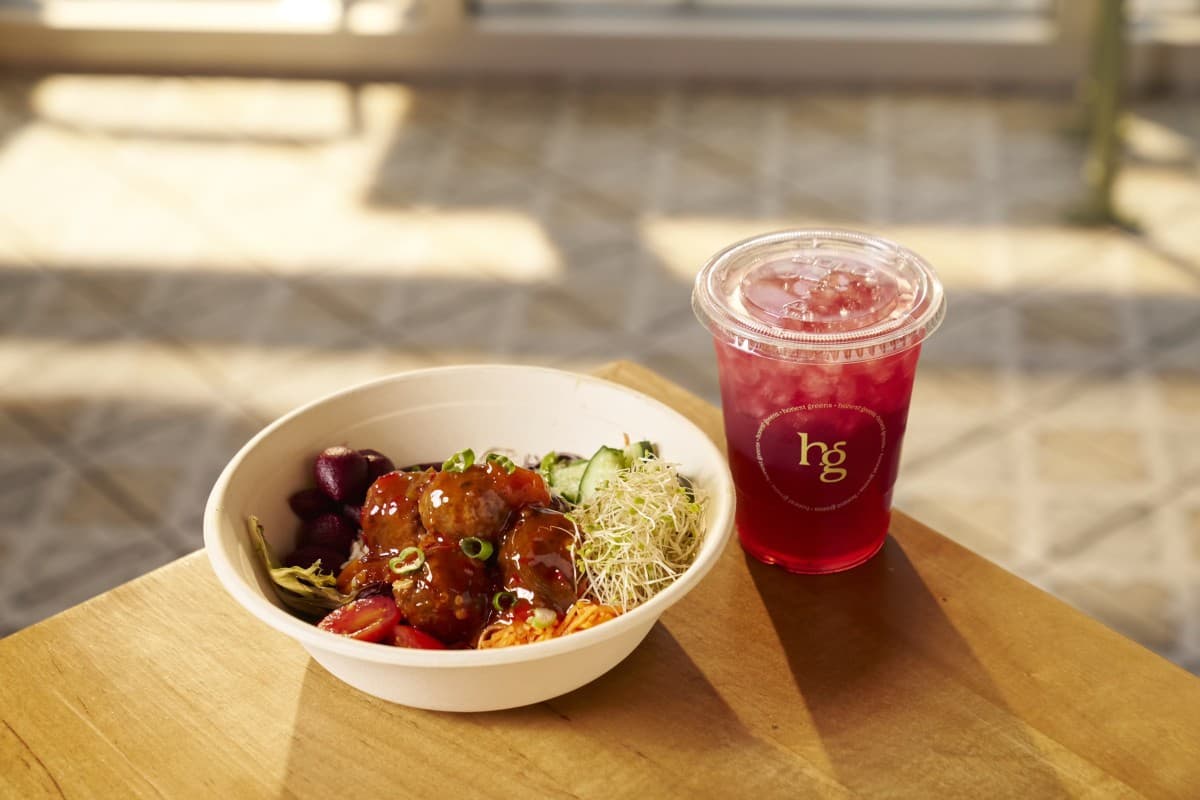 PGA Tour Players Flock to Honest Greens Myrtle Beach, Elevating the Restaurant's Profile Through Word-of-Mouth