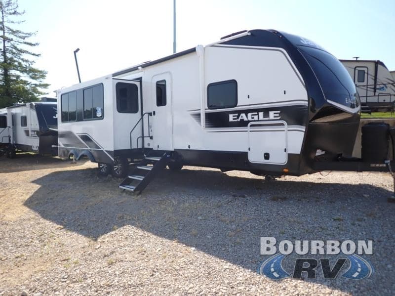 Bourbon RV Updates Inventory, Offers Travel Trailers and Campers for Missouri Travelers