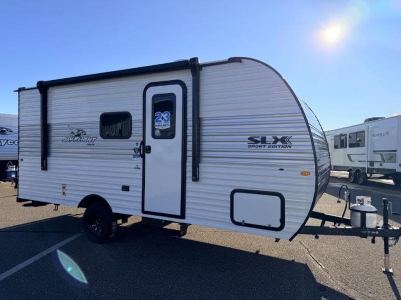 Hilltop Camper & RV Updates Service Scheduling Across Four Minnesota Locations