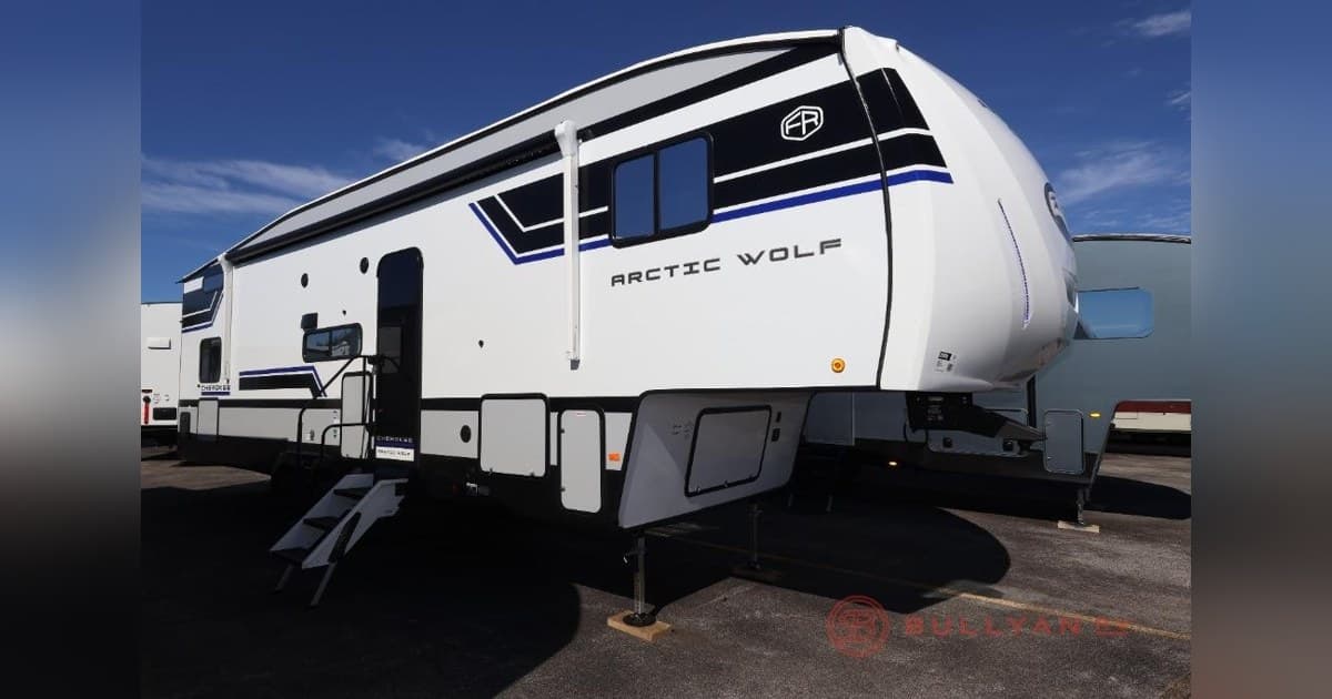 Bullyan RV's 2026 Closeout Offers Deep Discounts on Toy Haulers and Fifth Wheels