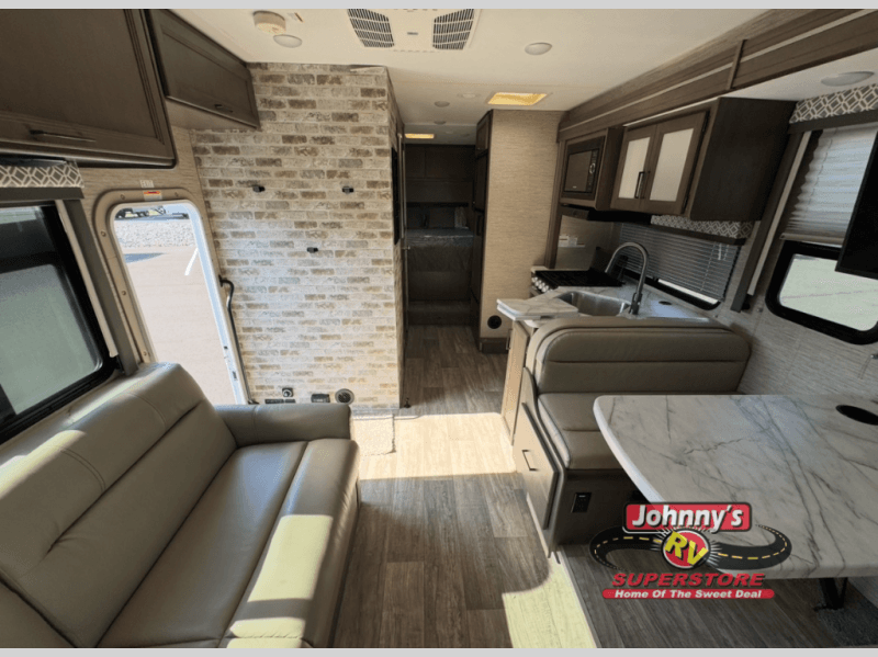 Johnny's RV Superstore Reports Updated Inventory as Alabama RV Market Activity Continues
