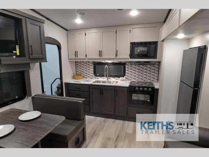Keith's Trailer Sales Updates Inventory with Viking and Keystone Models in Ontario