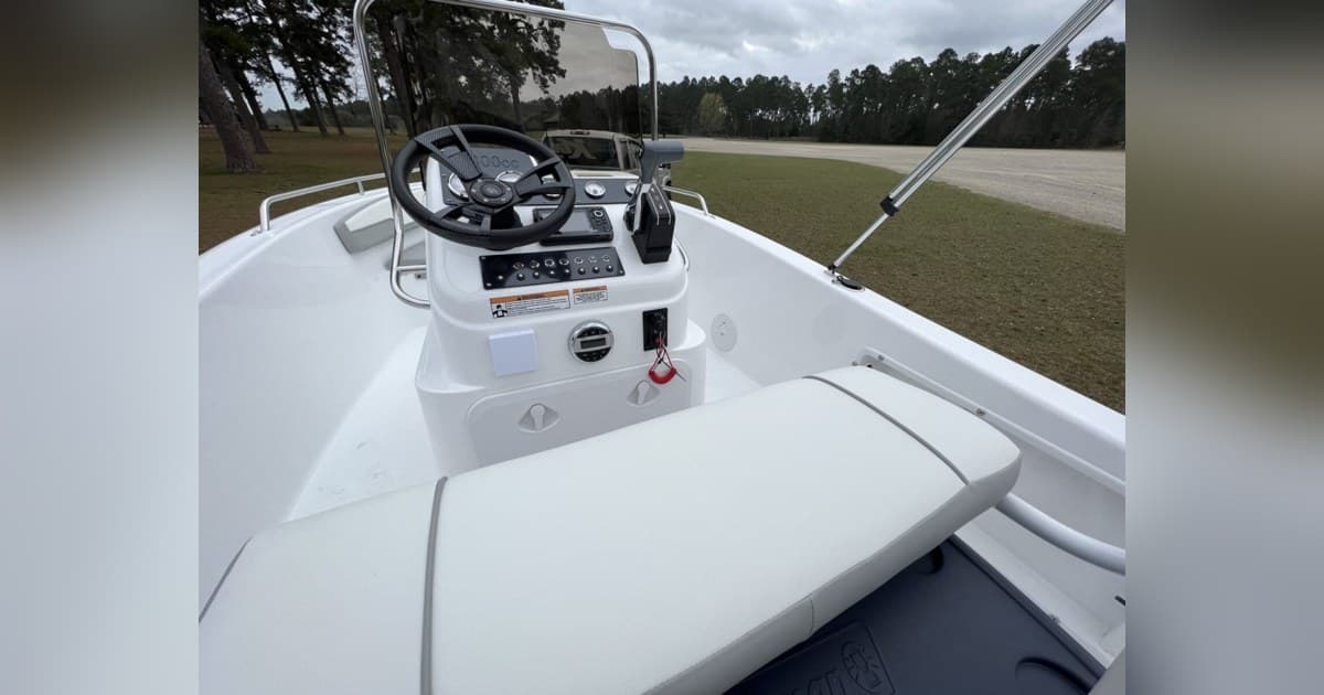 Factory Direct Marine & RV Highlights Boat Clearance and Trade-In Options for Southeast Shoppers