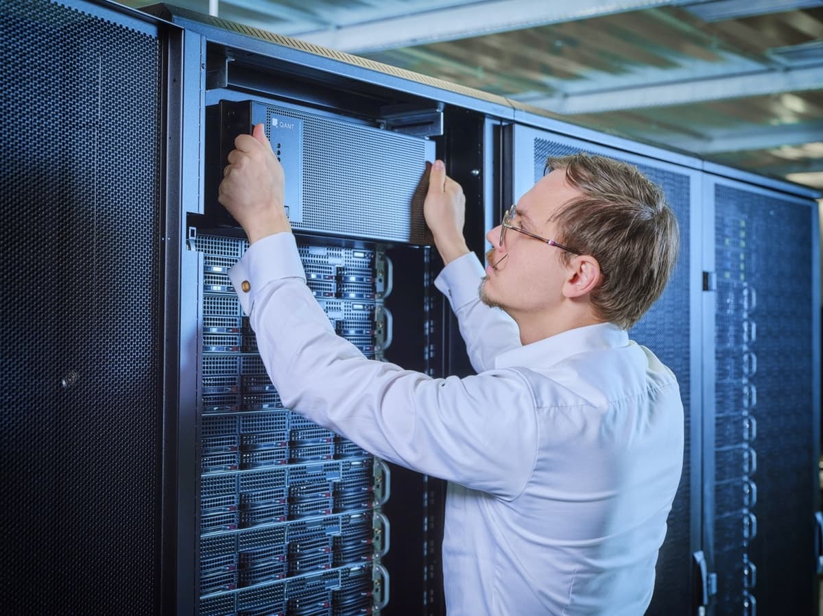 Q.ANT Unveils Groundbreaking Photonic Computing Technology at ISC 2025