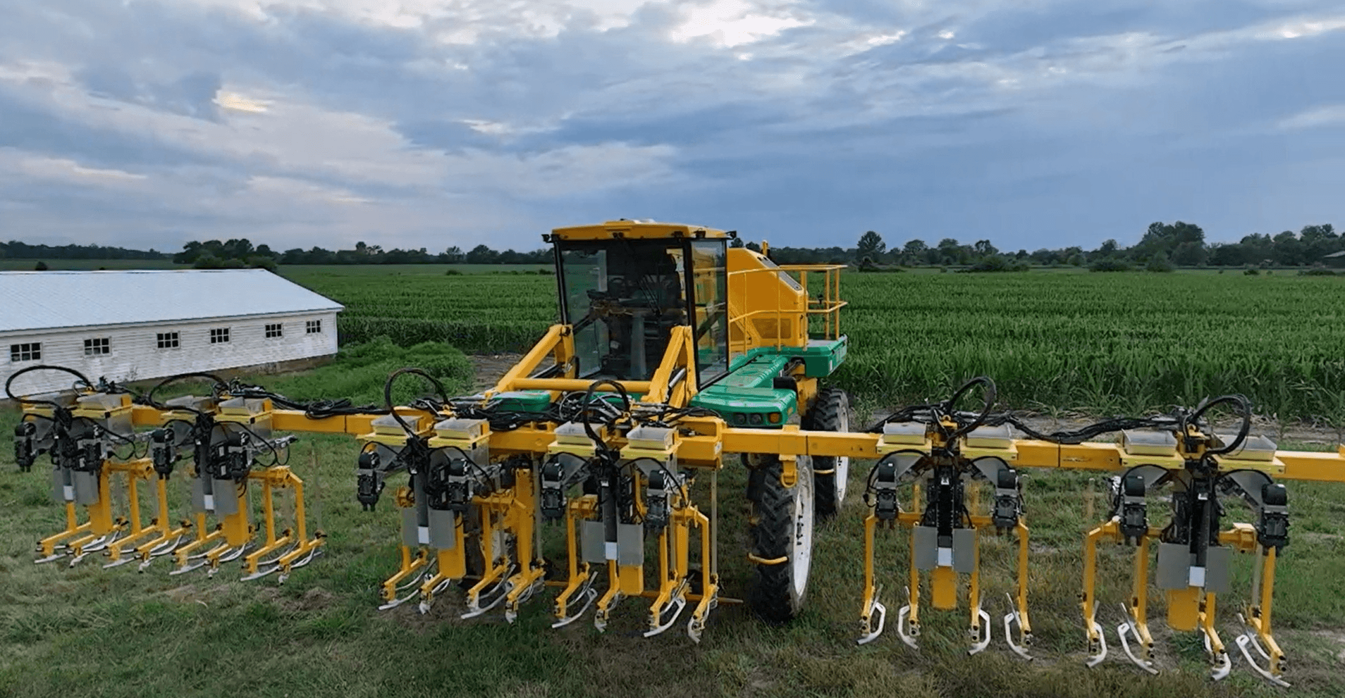 PowerPollen and Oxbo Launch First Commercial Mechanized Corn Pollination System