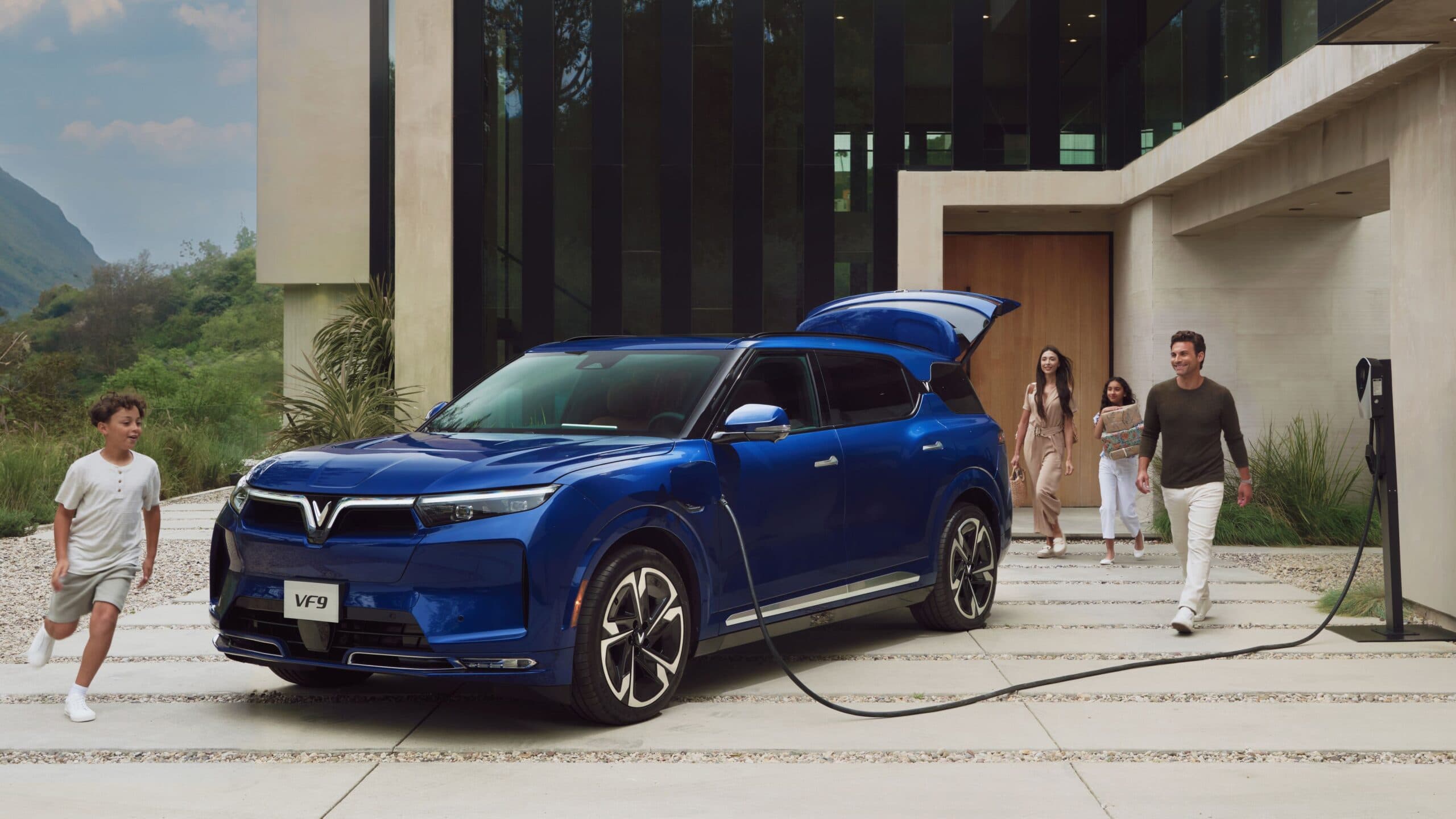 VinFast's 10-Year Warranty Strategy Aims to Build Customer Trust in US EV Market