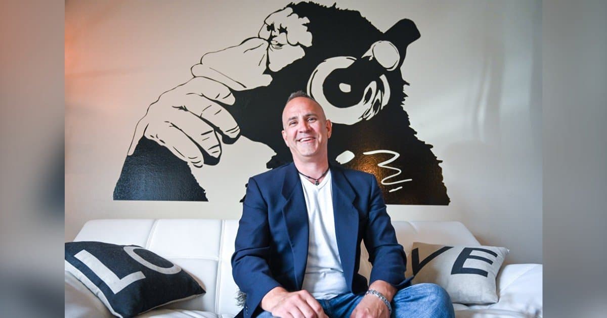 SEO Veteran David Brown Rejects Traditional Resumes, Uses Marketing Funnel for Job Search