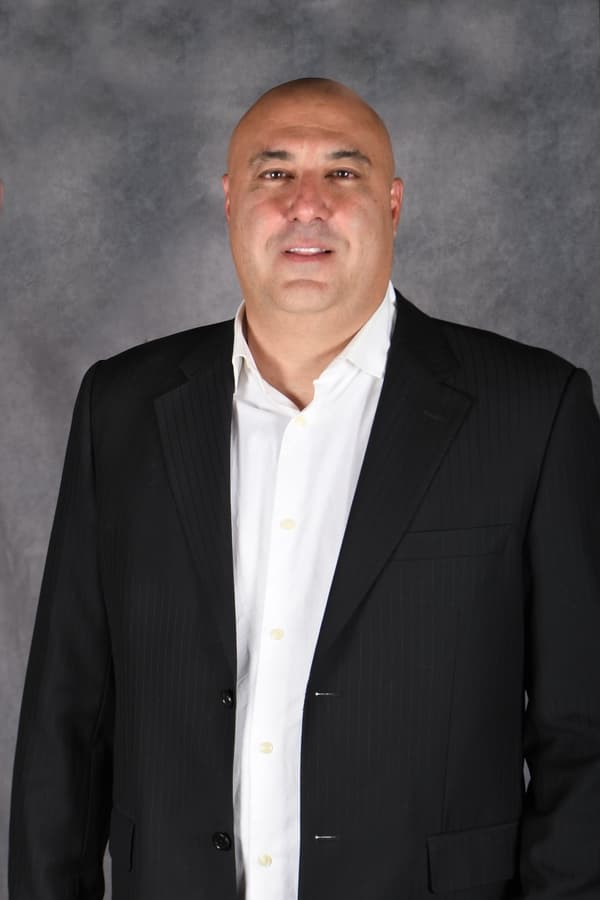 Sonny Meraban Scholarship Empowers Entrepreneurial Excellence with $1500 Award