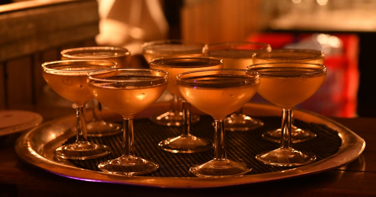 Huddle House Launches Limited-Time Smokey BBQ Bacon Menu for Holiday Season