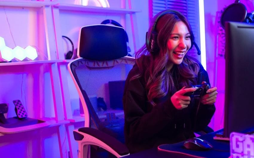 Discord and Online Gaming Help College Students Maintain Friendships Across Miles