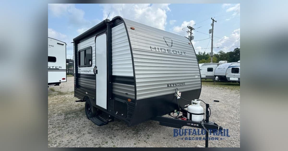 Buffalo Trail Recreation Lists 2026 Keystone Hideout Mini at $11,499, Undercutting MSRP by $7,647