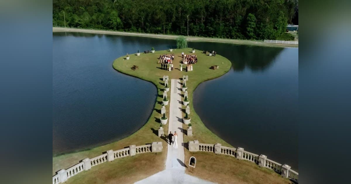 Chateau 1800 Opens 57-Acre Estate Near Savannah for Exclusive-Use Weddings of Up to 1,500 Guests