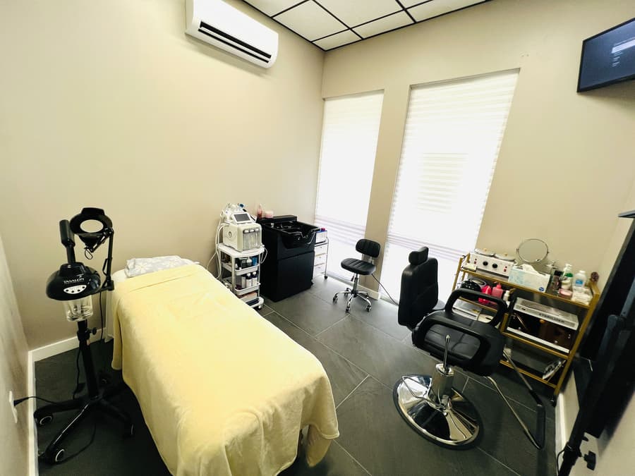 Esthetician Pooja KC Opens Pooju Beauty at Hill Country Salon Suites in Georgetown, Texas
